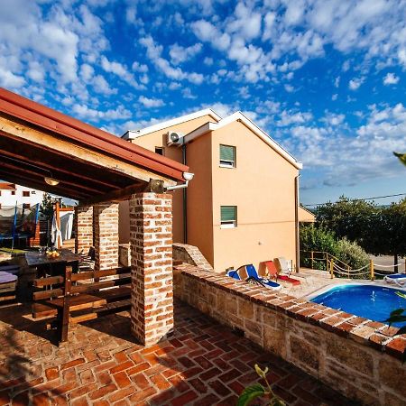 Splendid Holiday Home In Jasenice ماسلينتسا المظهر الخارجي الصورة