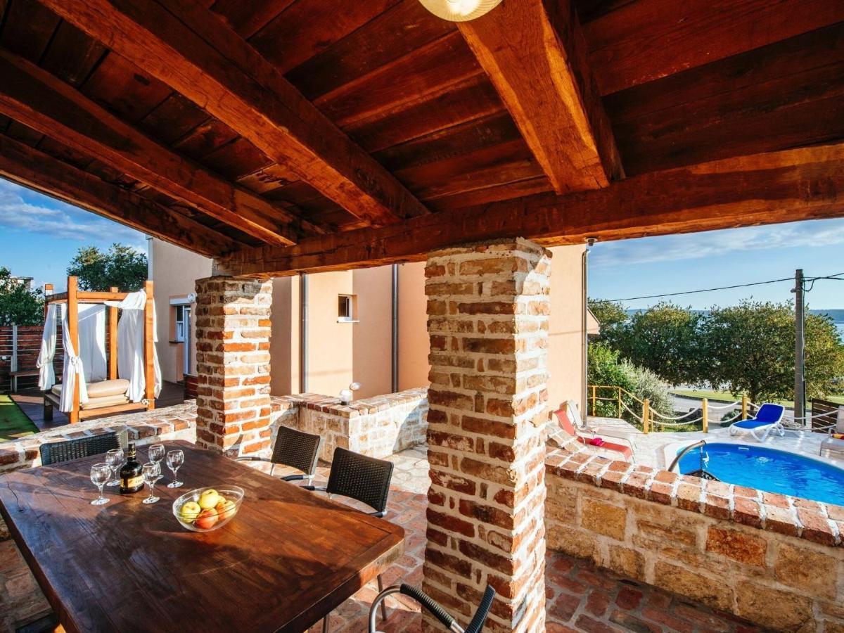 Splendid Holiday Home In Jasenice ماسلينتسا المظهر الخارجي الصورة